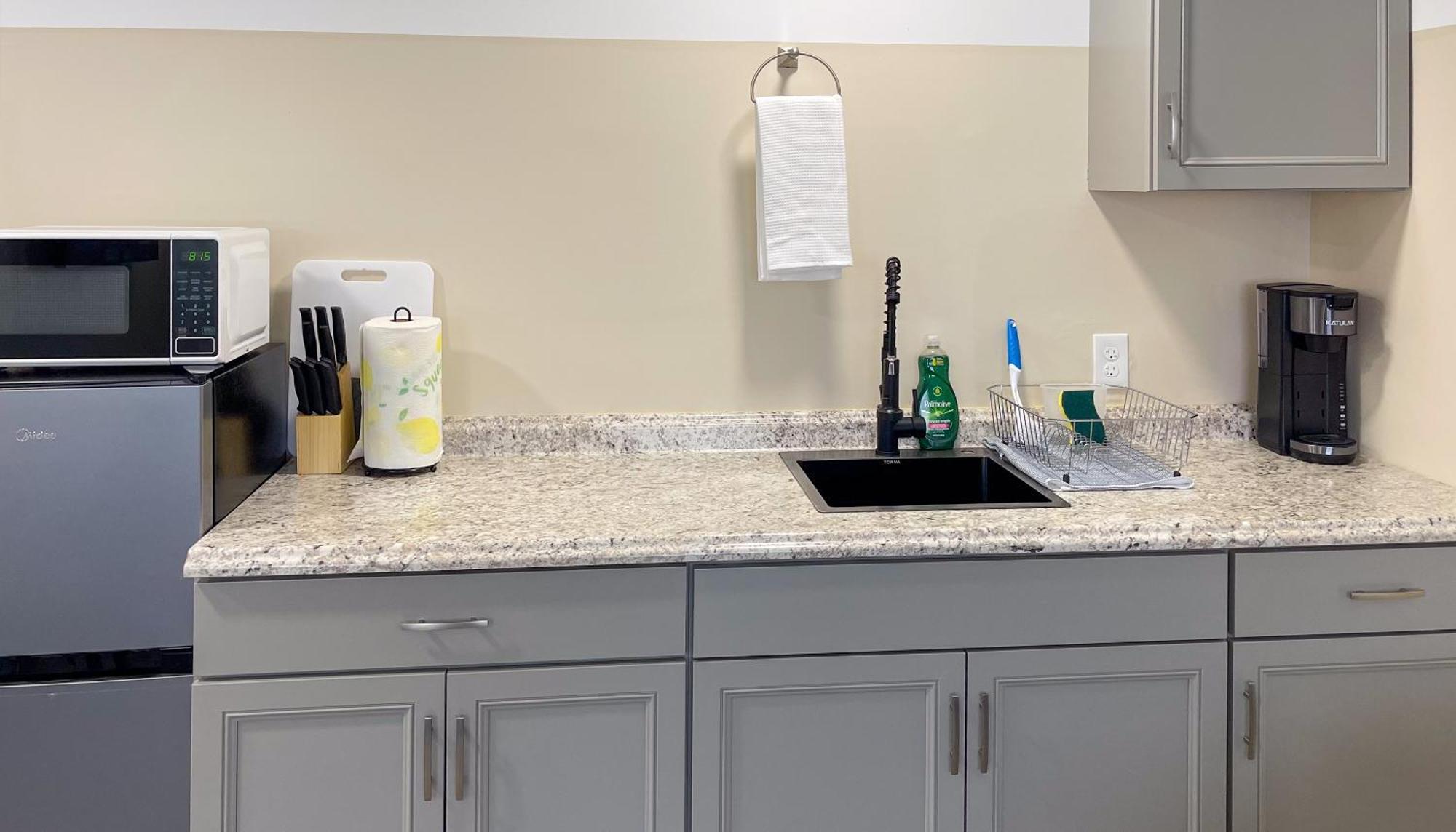 Lazy Cuckoo Inn - Sleek And Stylish Studio Apartments Fort Myers Beach Exteriör bild